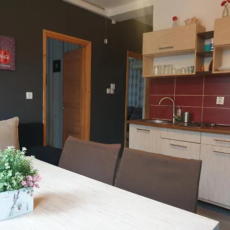 Smeraldo Group Apartmanhotel